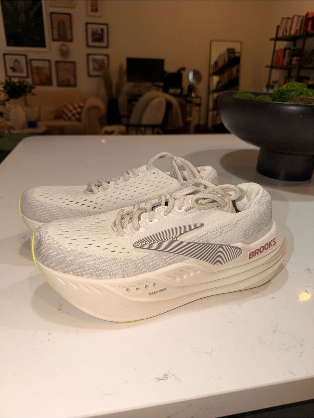 Brooks Women's White and Gray Glycerin Max Running Shoes